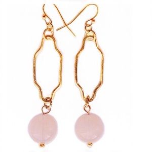 🆕Long Gold Quatrefoil Lt. Pink Drop Earrings NWT